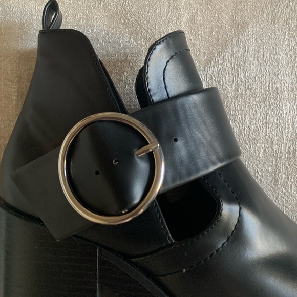 Zara Chunky Black Boots - Picture 7 of 8